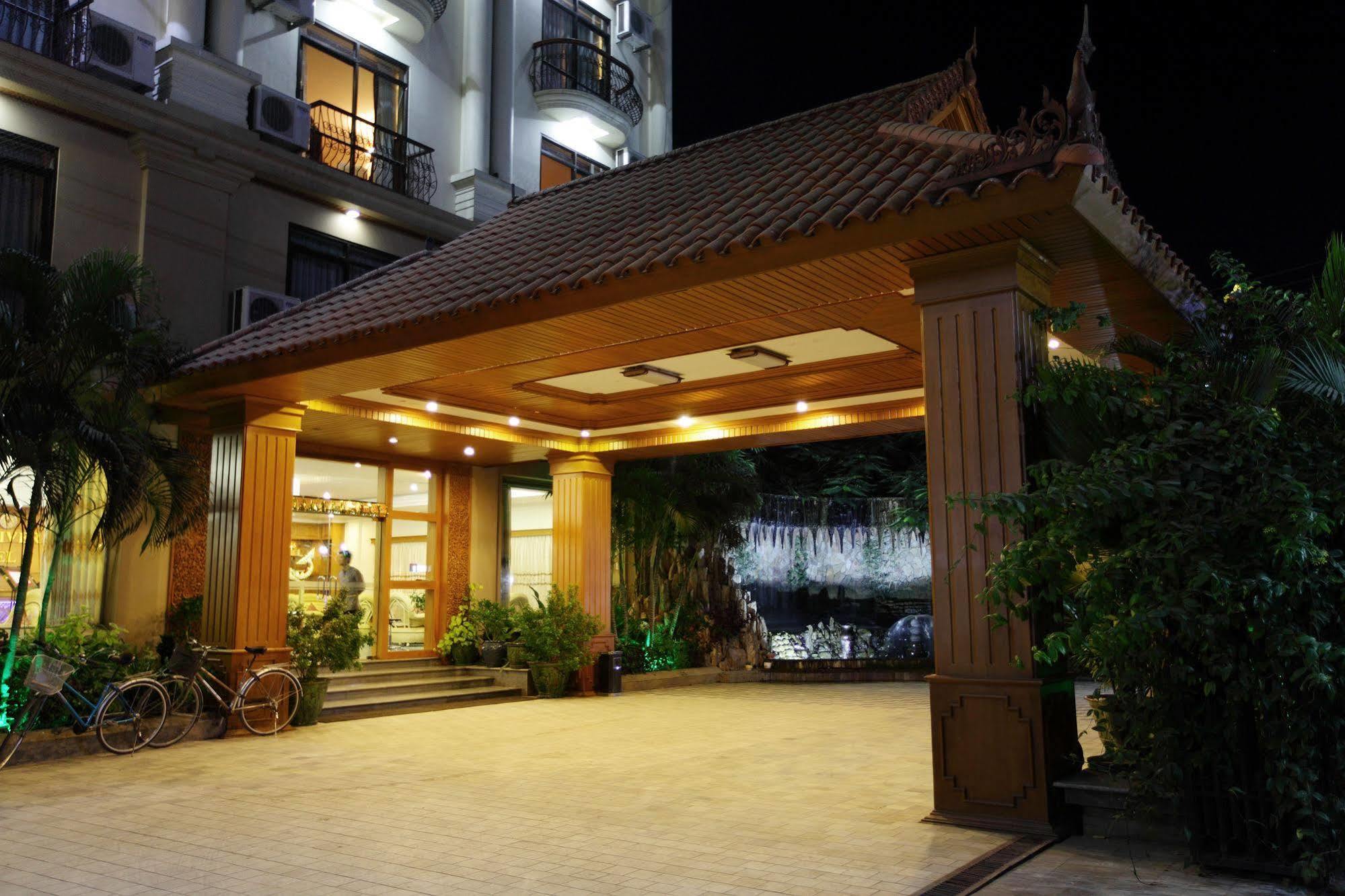 Ayarwaddy River View Hotel Mandalay Exterior photo